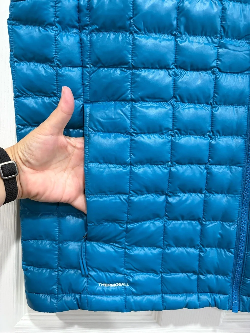 The North Face Men’s Large THERMOBALL Vest Dusk Blue NWT Insulated Puffy Puffer
